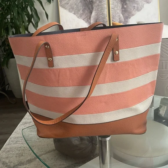 Authentic Cole Haan large tote shoulder bag - Picture 4 of 11